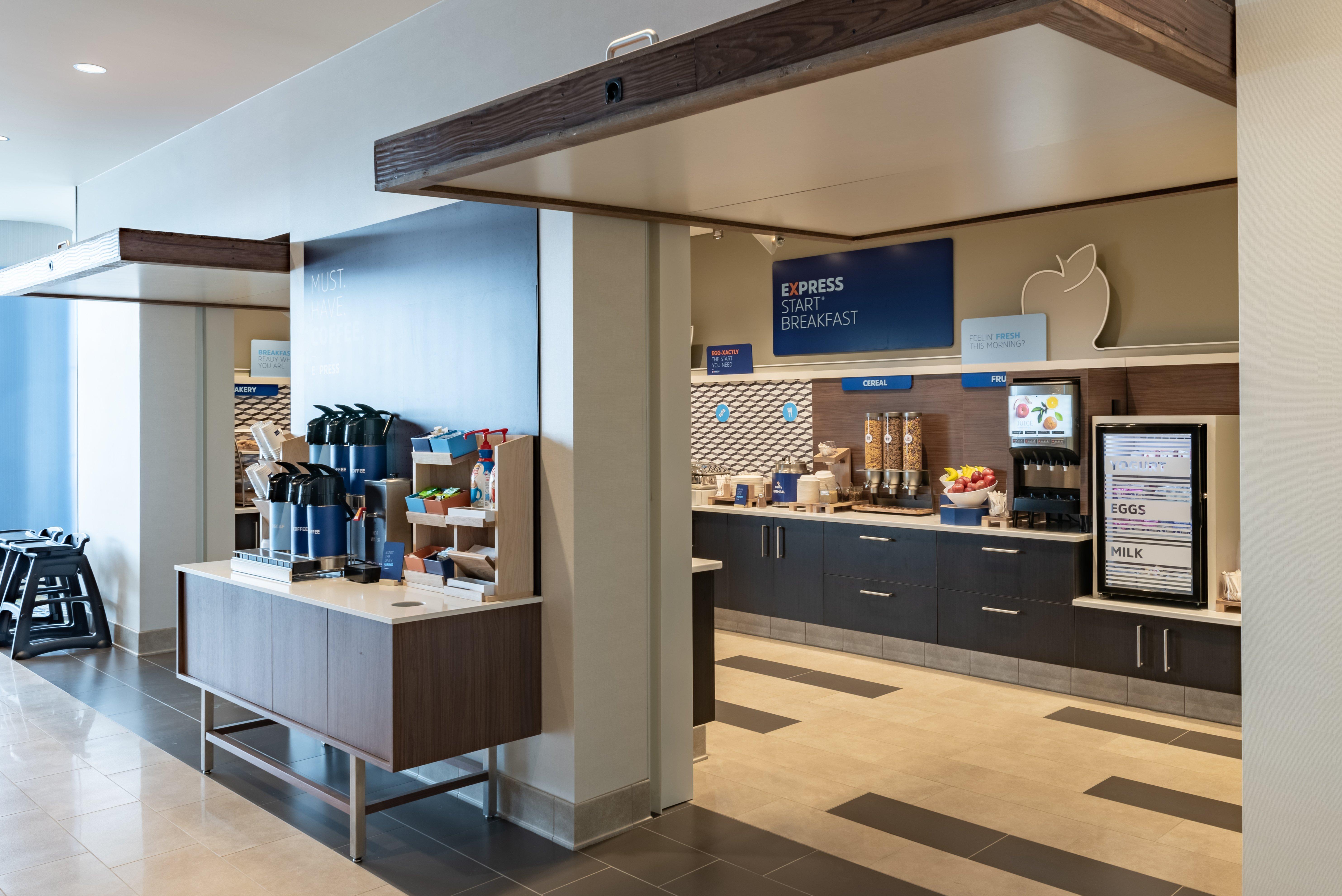 Holiday Inn Express & Suites - Saskatoon East - University By Ihg מראה חיצוני תמונה