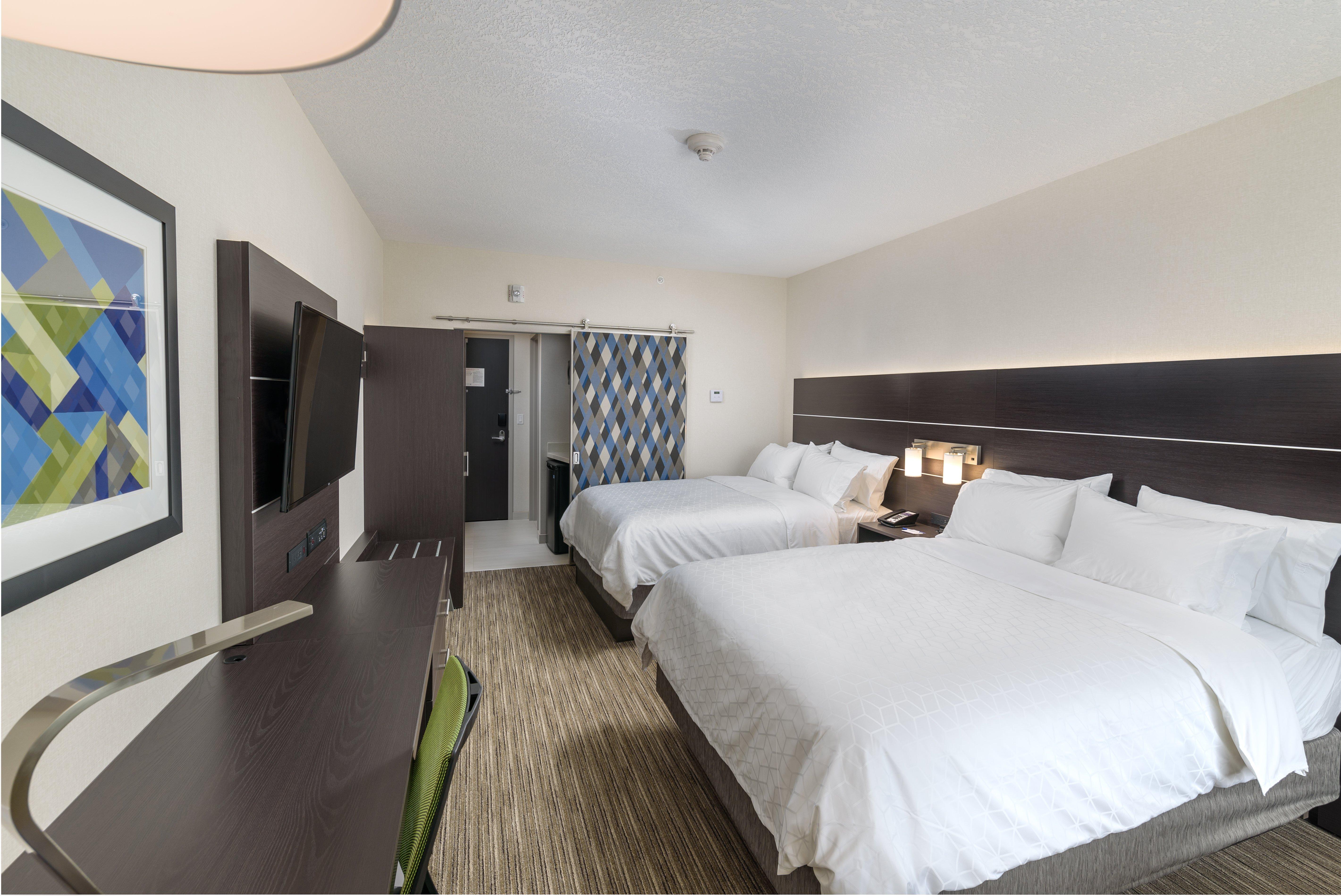 Holiday Inn Express & Suites - Saskatoon East - University By Ihg מראה חיצוני תמונה